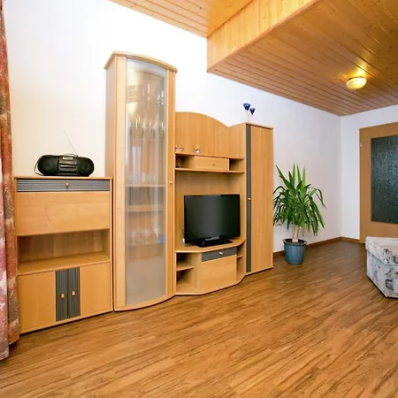 Sonniges Balkonapartment, Apartman Ahausen