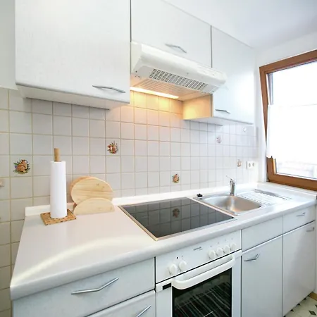 Sonniges Balkonapartment, Apartman Ahausen
