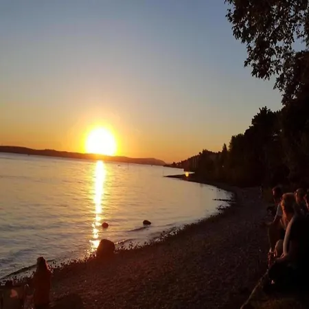 Sonniges Balkonapartment, شقة *