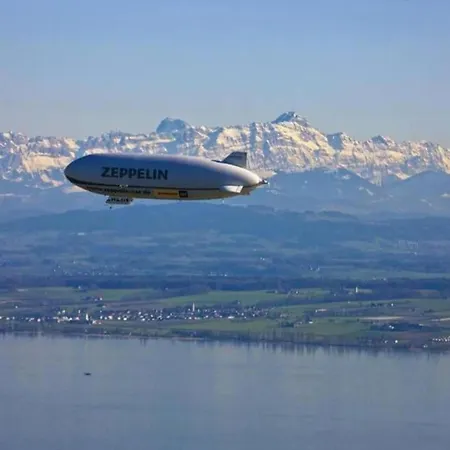 Sonniges Balkonapartment, Ahausen, Bodensee Апартаменты *