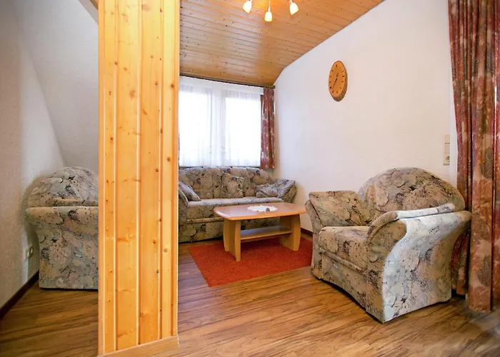 Sonniges Balkonapartment, アパート Ahausen