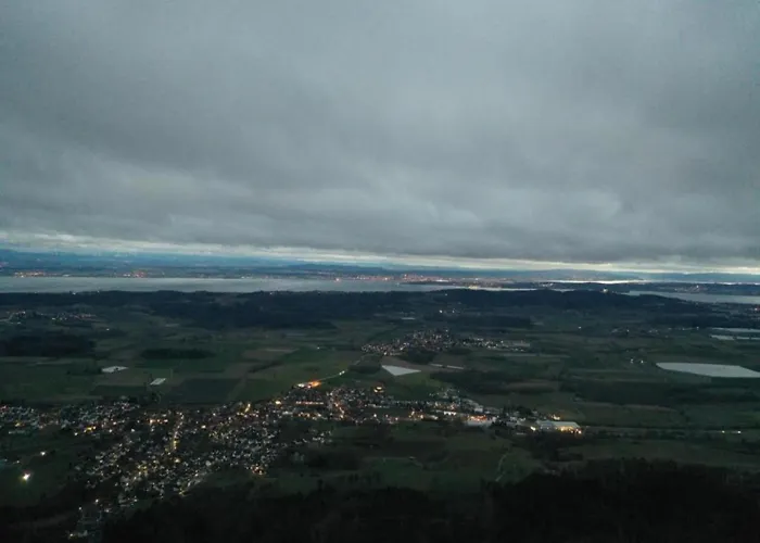 Sonniges Balkonapartment, アパート Ahausen